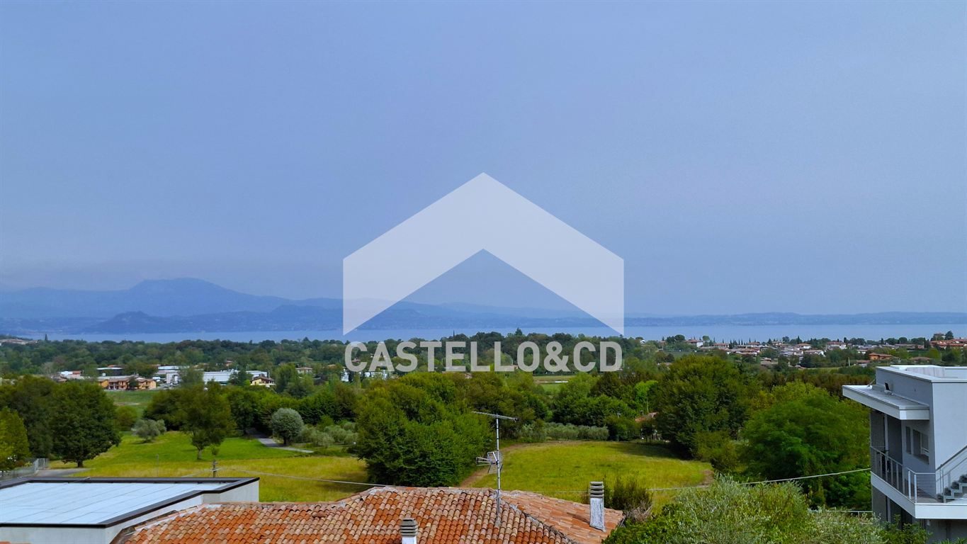 VILLA DA SOGNO CON VISTA LAGO!